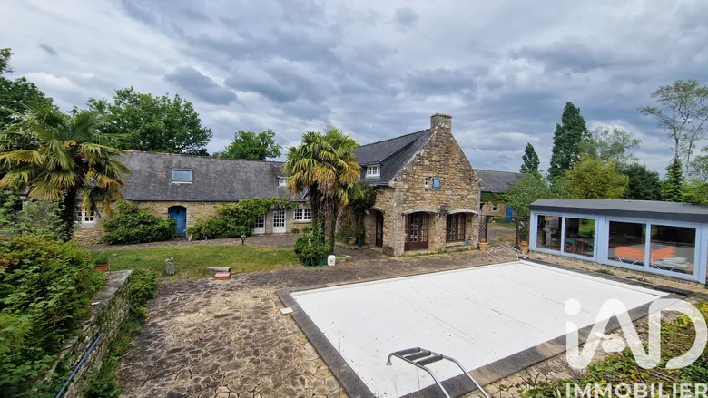 Maison 11 pièces 363 m² · à Bannalec · 363,4 m² · 896 100 €