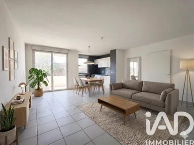 Apartment in Toulouse (31200)