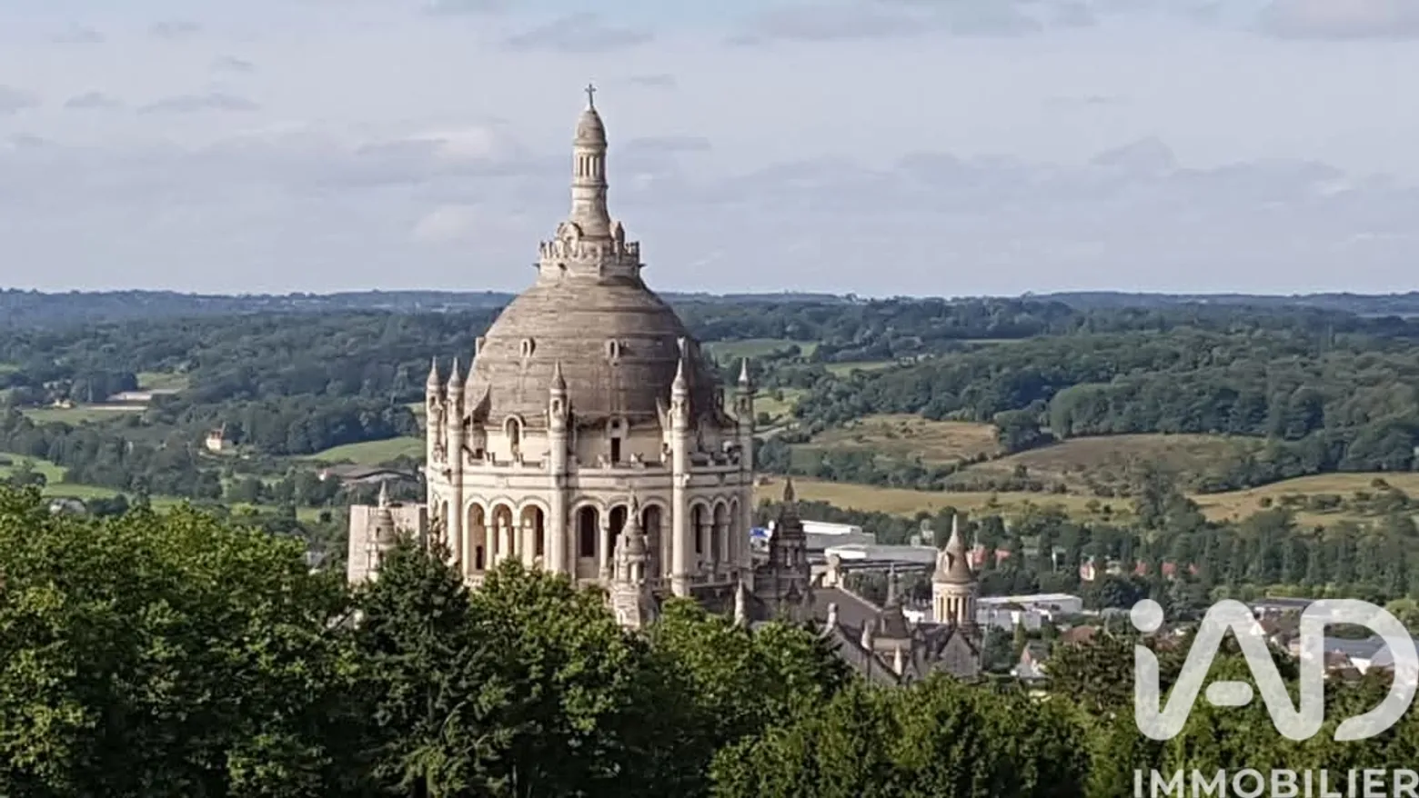 Vente appartement à Lisieux (14100) : appartement 4 pièces 76 m² — 2