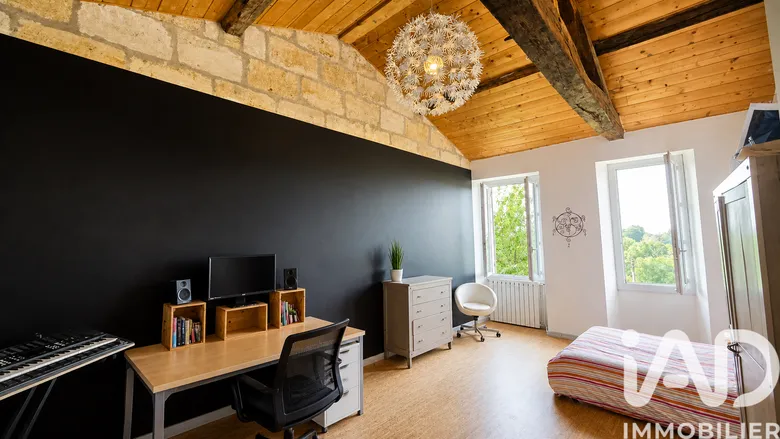 Maison 5 pièces 127 m² · à Langoiran · 127 m² · 299 000 €