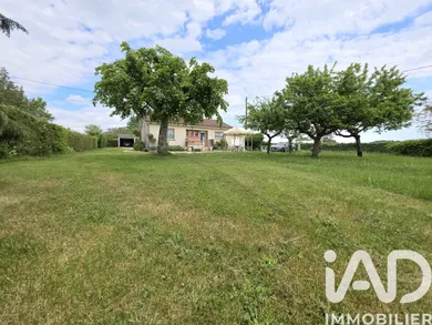 Maison de campagne à Lavergne (46500)