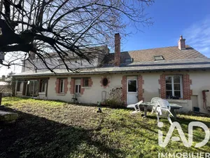 Village house in Veuzain-sur-Loire (41150)