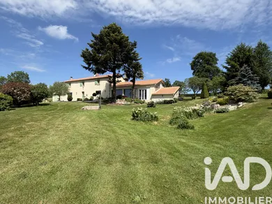 Maison de campagne à Terval (85120)