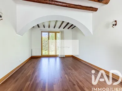 Maison à Vaux-sur-Seine (78740)