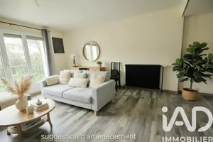 Apartment in Saint-Jacques-de-la-Lande (35136)