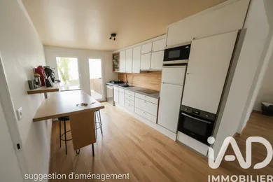 Apartment in Saint-Jacques-de-la-Lande (35136)