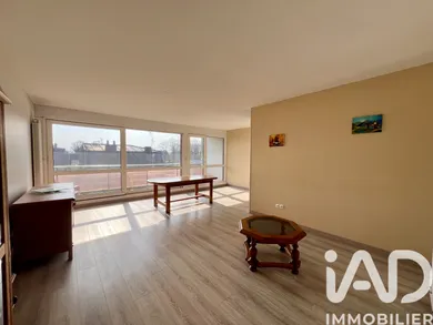 Apartment in Seclin (59113)