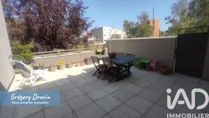 Appartement à Vaux-le-Pénil (77000)