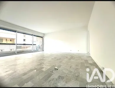Appartement à Saint-Raphaël (83700)