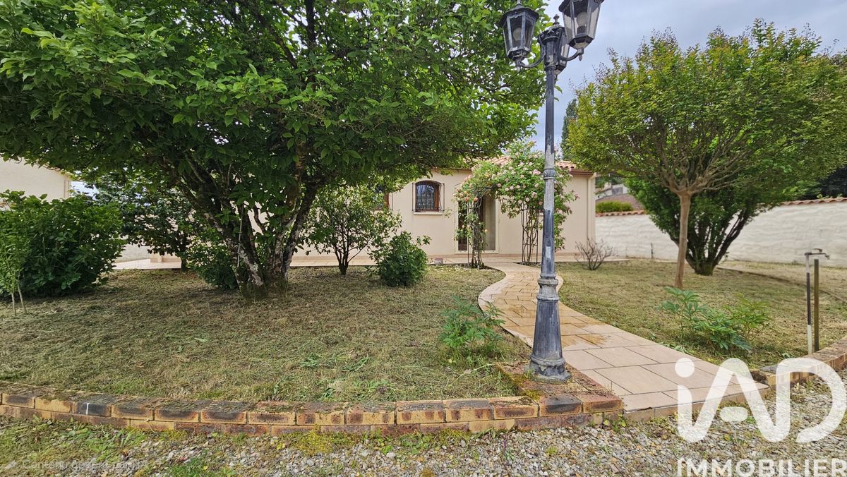 maison à Vindelle