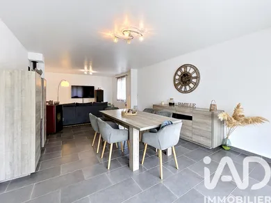 House in Voulx (77940)