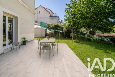 Duplex à Noisy-le-Sec (93130)