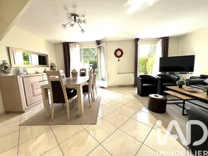 House in Plaisir (78370)