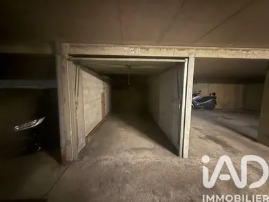 Garage à Paris (75018)