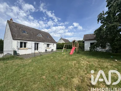 Maison traditionnelle à Lixy (89140)