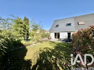 House in Le Coudray-Montceaux (91830)