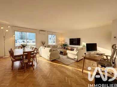Appartement à Courbevoie (92400)