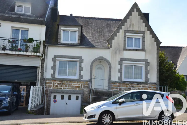 Maison 5 pièces 140 m² · à Pont-de-Buis-lès-Quimerch · 140 m² · 149 000 €