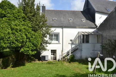 Maison de ville à Pont-de-Buis-lès-Quimerch (29590)