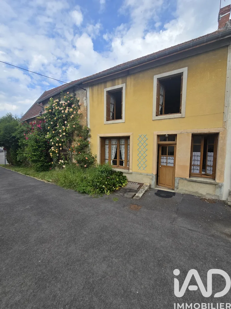 Maison 5 pièces 147 m² · à Reuilly-Sauvigny · 147 m² · 116 000 €