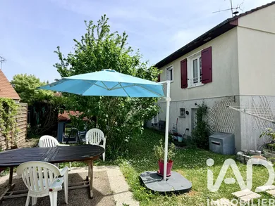 Maison à Saint-Jean-de-la-Ruelle (45140)