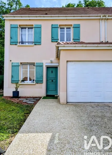 Pavillon à Fleury-Mérogis (91700)