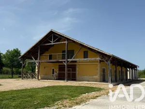 Haras à Montpon-Ménestérol (24700)
