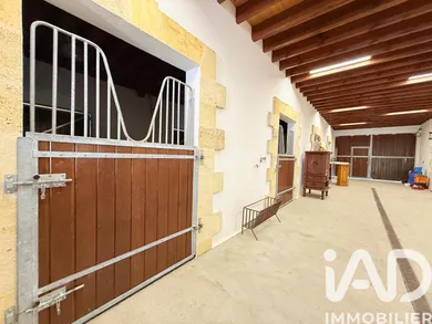 Haras à Montpon-Ménestérol (24700)