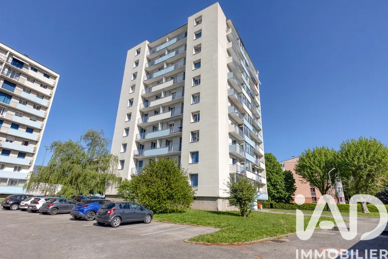 Appartement 3 pièces 76 m² · à Grenoble · 75,5 m² · 125 000 €