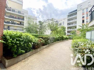 Appartement à Romainville (93230)