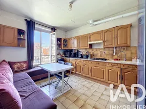 Apartment in Clichy (92110)