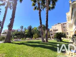 Appartement à Hyères (83400)