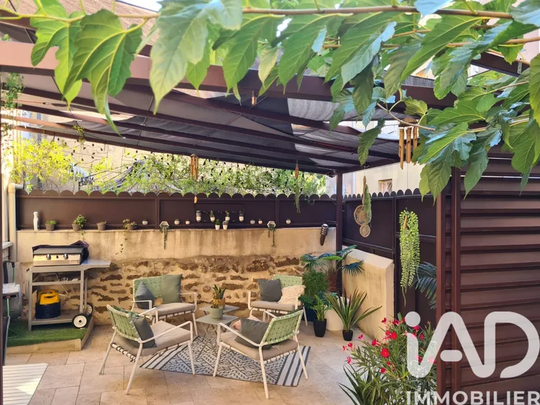 Maison 5 pièces 130 m² · à Saint-Saturnin-lès-Avignon · 130 m² · 299 000 €