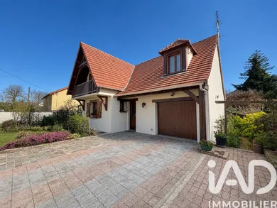 Maison traditionnelle à Ozoir-la-Ferrière (77330)