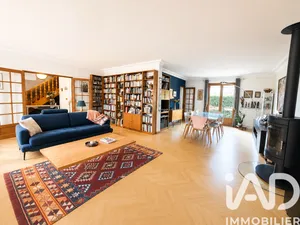 Maison traditionnelle à Champigny-sur-Marne (94500)