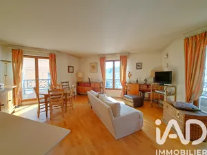 Apartment in Maisons-Laffitte (78600)