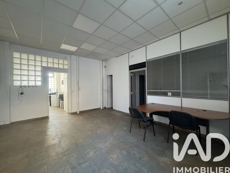 Local commercial 120 m² · à Villejuif · 120 m² · 260 000 €
