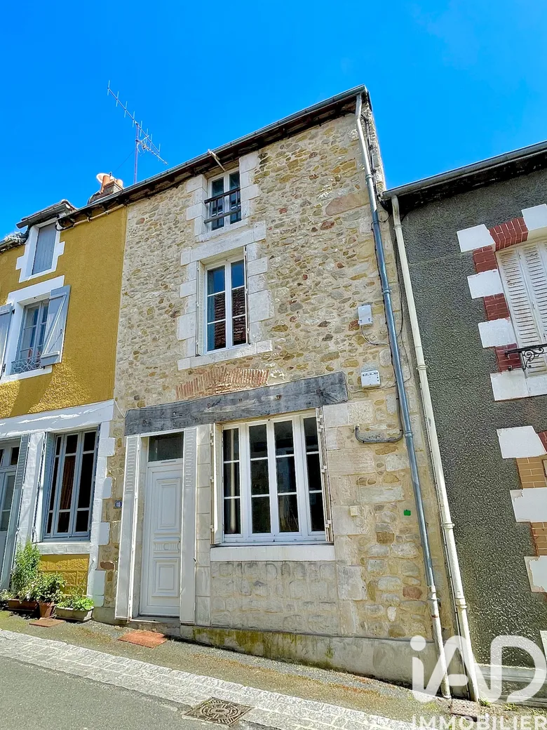 Maison 3 pièces 98 m² · à La Trimouille · 98 m² · 59 900 €