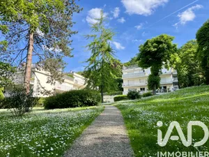 Apartment in Bougival (78380)