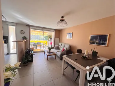 Apartment in Six-Fours-les-Plages (83140)