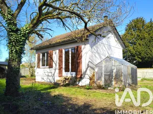 House in Sainville (28700)