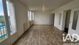 Apartment in Nantes (44300)