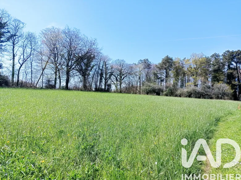 Terrain à bâtir à Camors (56330) · 78 000 €