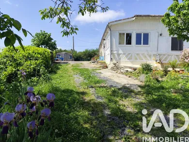 House in Bassoues (32320)