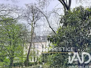 Appartement à Paris (75008)