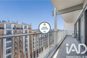 Apartment in Paris (75011)