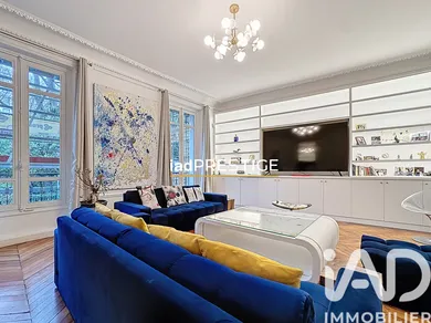 Appartement à Paris (75008)