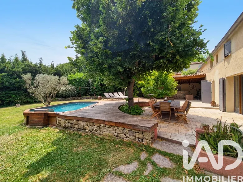 Maison 7 pièces 203 m² · à Aix-en-Provence · 203 m² · 860 000 €
