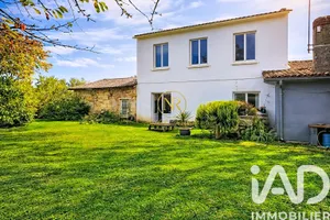 Maison de village à Baigneaux (33760)