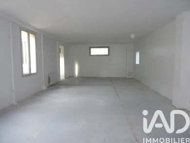 Apartment in Fontenay-sous-Bois (94120)
